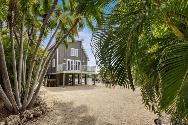 1082 Bay Drive, Summerland Key, FL 33042