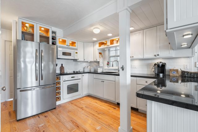 1082 Bay Drive, Summerland Key, FL 33042