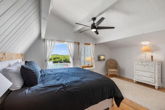 1082 Bay Drive, Summerland Key, FL 33042