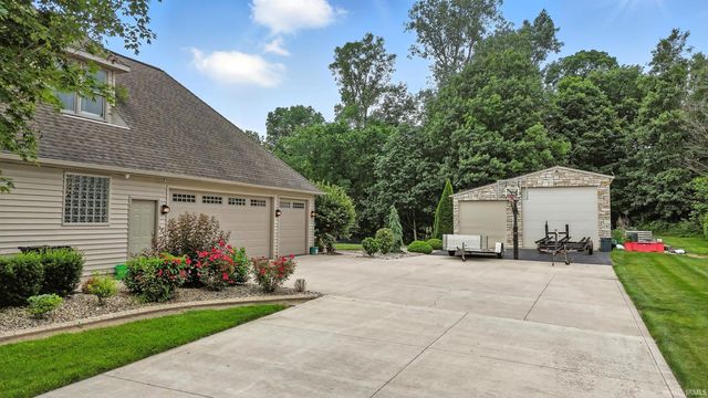 17325 N State Road 1 Road, Spencerville, IN 46788