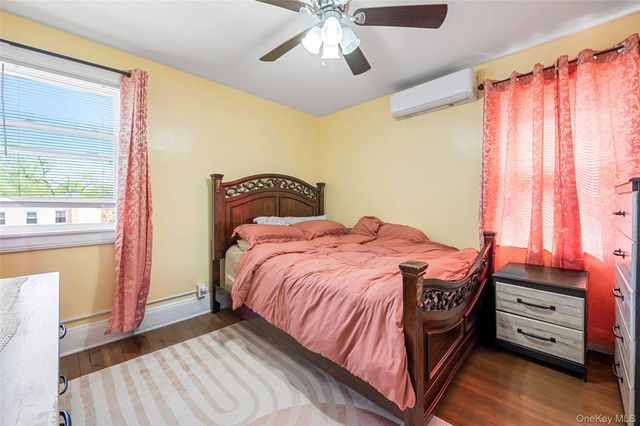 134-35 230th Street, Laurelton, NY 11413
