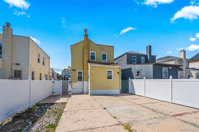 134-35 230th Street, Laurelton, NY 11413