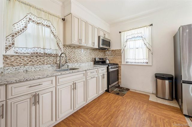134-35 230th Street, Laurelton, NY 11413
