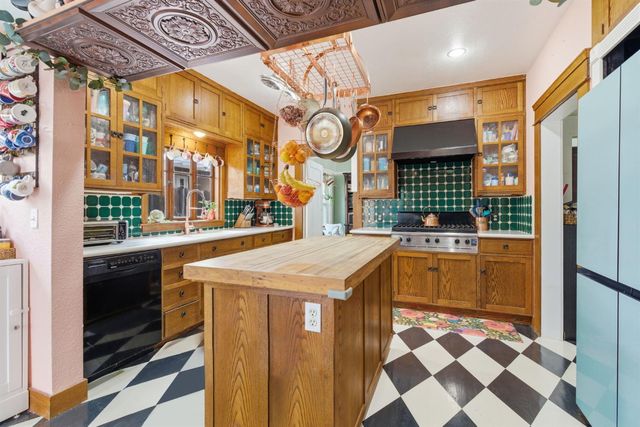 465 S Tuxedo Ave, Stockton, CA 95204