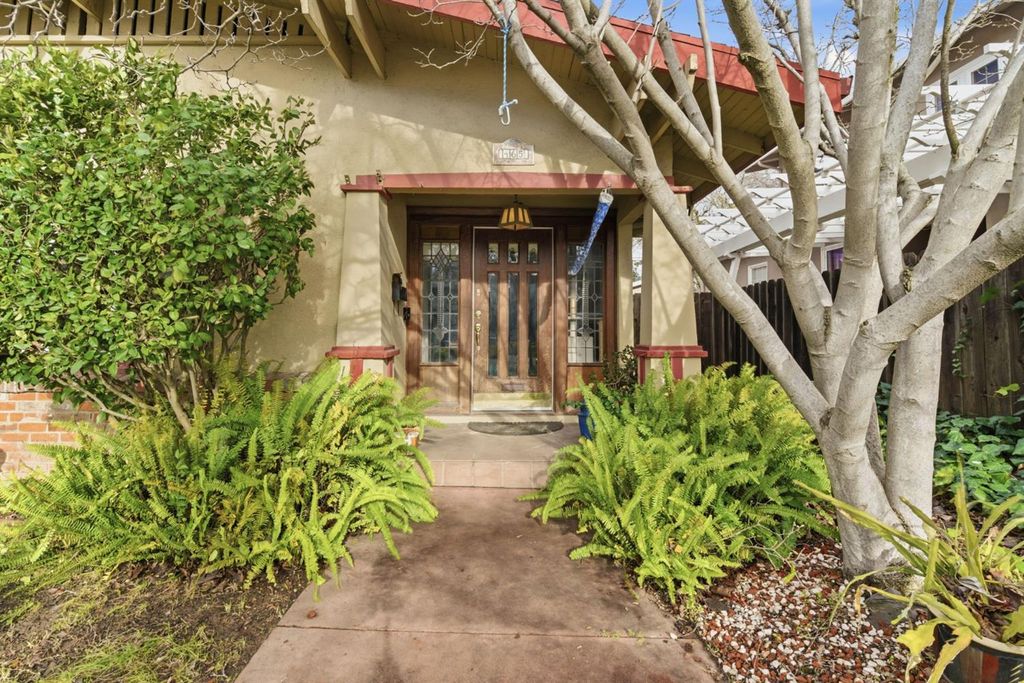 465 S Tuxedo Ave, Stockton, CA 95204