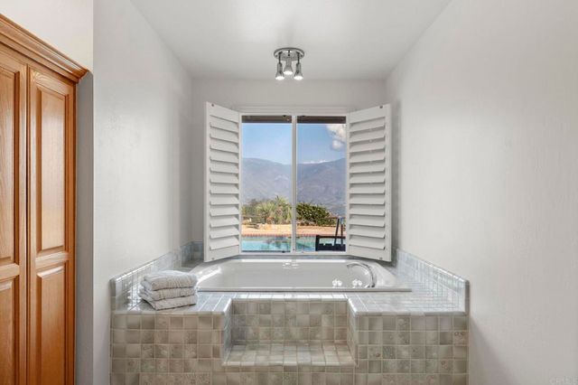 36591 Carney Road, Valley Center, CA 92082