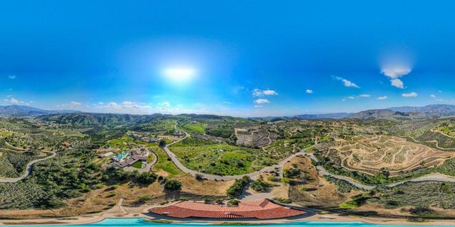 36591 Carney Road, Valley Center, CA 92082