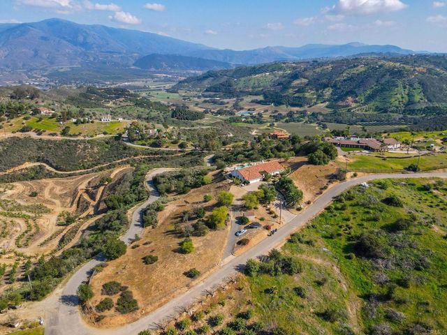 36591 Carney Road, Valley Center, CA 92082