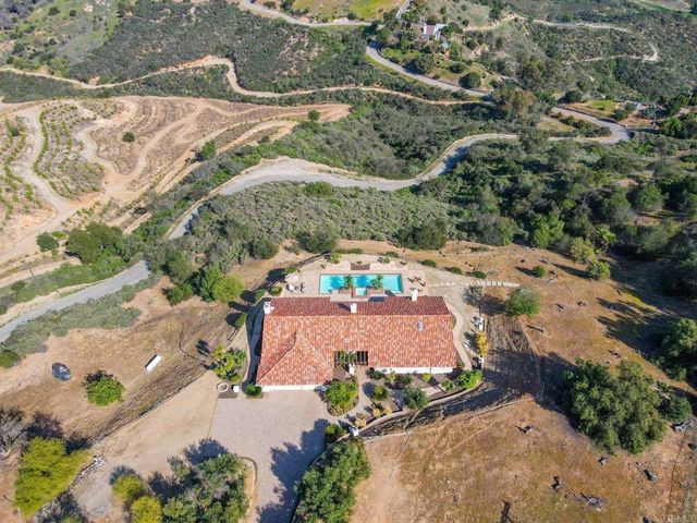 36591 Carney Road, Valley Center, CA 92082