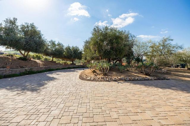 36591 Carney Road, Valley Center, CA 92082