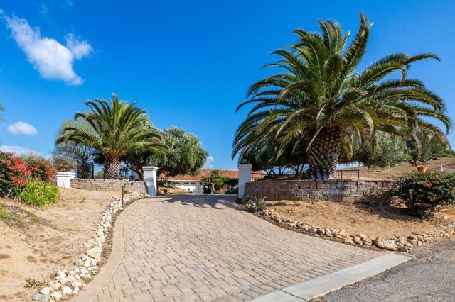 36591 Carney Road, Valley Center, CA 92082