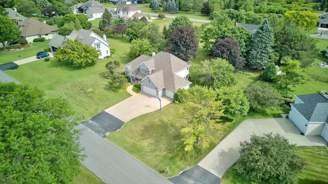 109 OLD ORCHARD LANE, Neenah, WI 54956