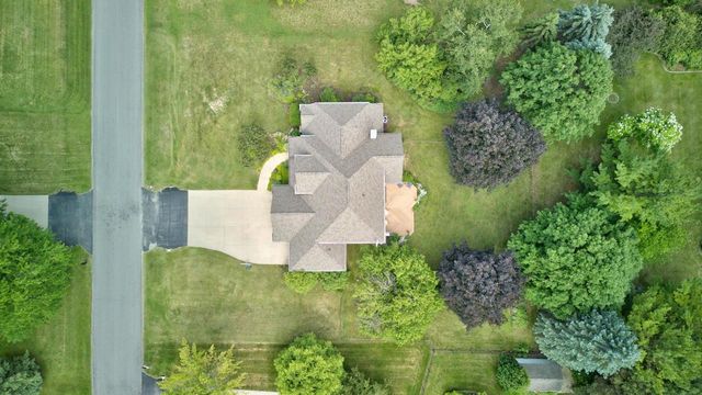 109 OLD ORCHARD LANE, Neenah, WI 54956