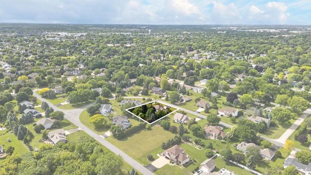 109 OLD ORCHARD LANE, Neenah, WI 54956