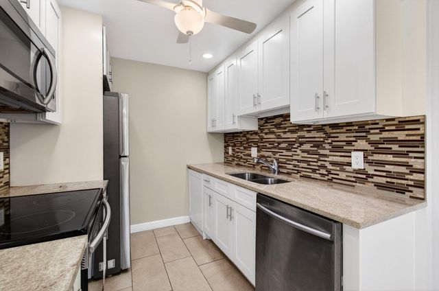 1017 Cornwall, Boca Raton, FL 33434