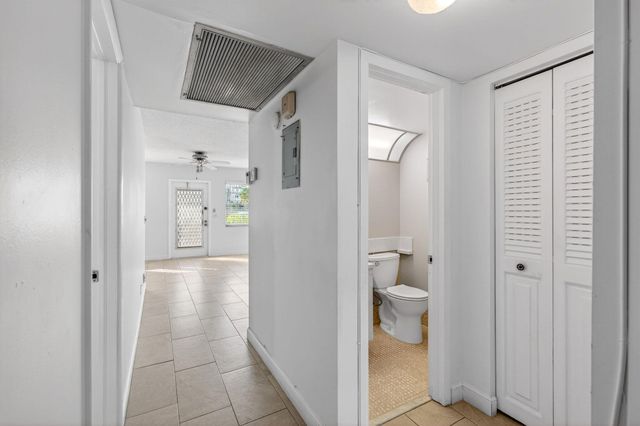 1017 Cornwall, Boca Raton, FL 33434