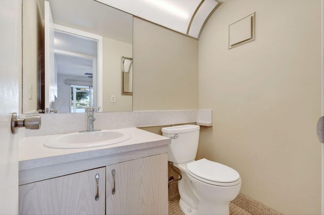 1017 Cornwall, Boca Raton, FL 33434