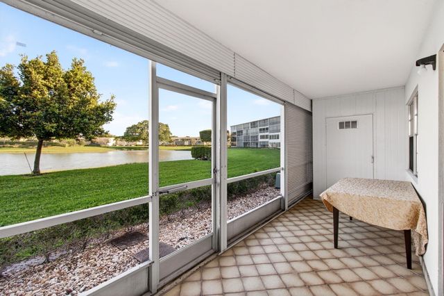 1017 Cornwall, Boca Raton, FL 33434