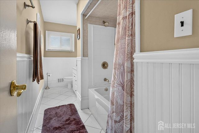 11 Brown Court, Old Bridge, NJ 08859
