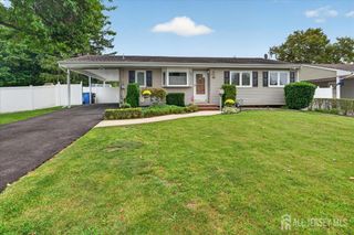 11 Brown Court, Old Bridge, NJ 08859
