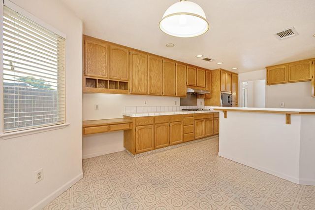 5021 Krista Ct, Elk Grove, CA 95758