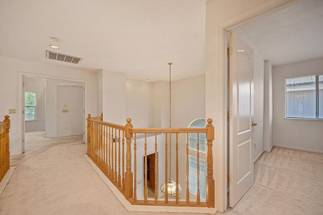 5021 Krista Ct, Elk Grove, CA 95758