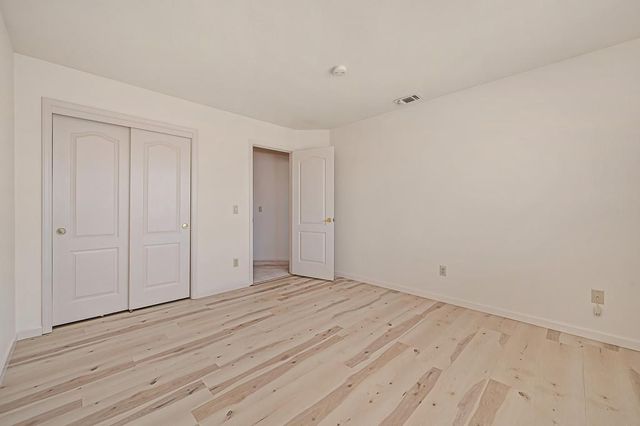 5021 Krista Ct, Elk Grove, CA 95758