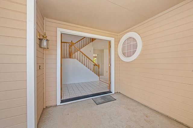 5021 Krista Ct, Elk Grove, CA 95758