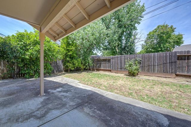 5021 Krista Ct, Elk Grove, CA 95758