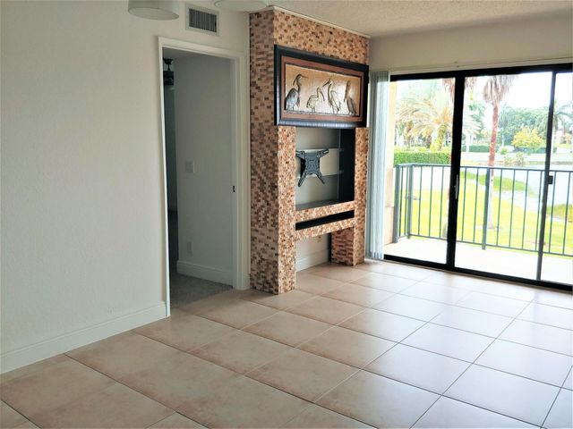 1760 WINDORAH Way F, West Palm Beach, FL 33411