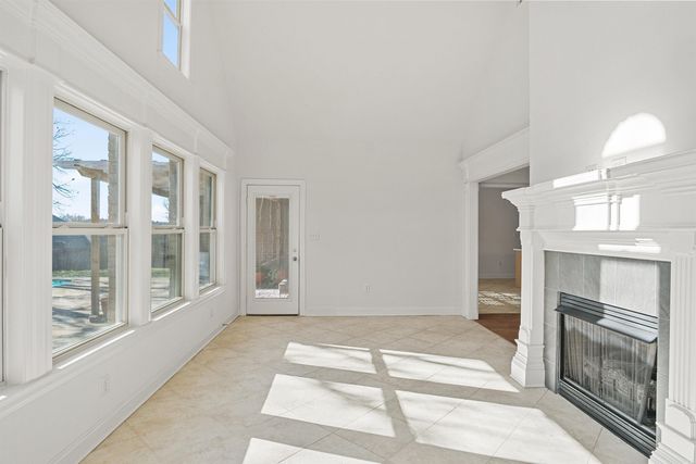 813 Cascade Dr, Cabot, AR 72023