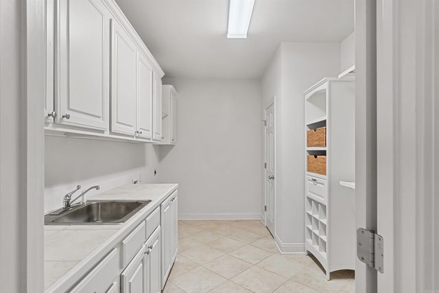 813 Cascade Dr, Cabot, AR 72023