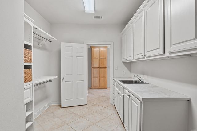 813 Cascade Dr, Cabot, AR 72023