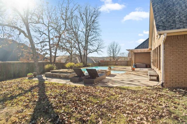 813 Cascade Dr, Cabot, AR 72023