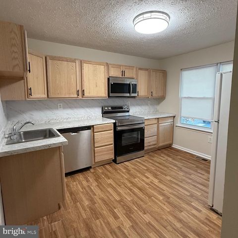 14 OAKSIDE LN, Indian Head, MD 20640