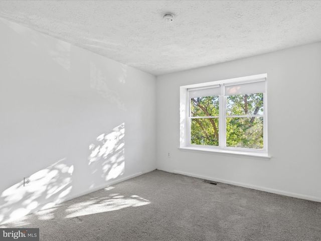 14 OAKSIDE LN, Indian Head, MD 20640