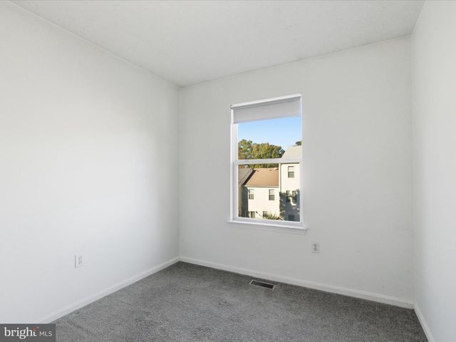 14 OAKSIDE LN, Indian Head, MD 20640