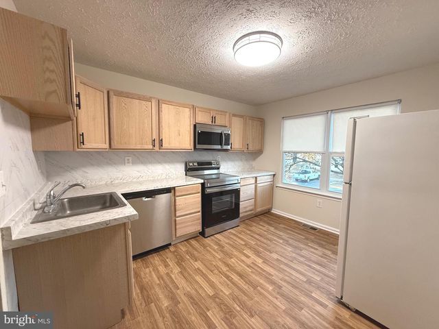 14 OAKSIDE LN, Indian Head, MD 20640