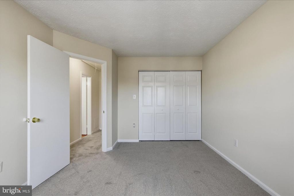 Image 19 of property listing at 14 OAKSIDE LN, Indian Head, MD 20640