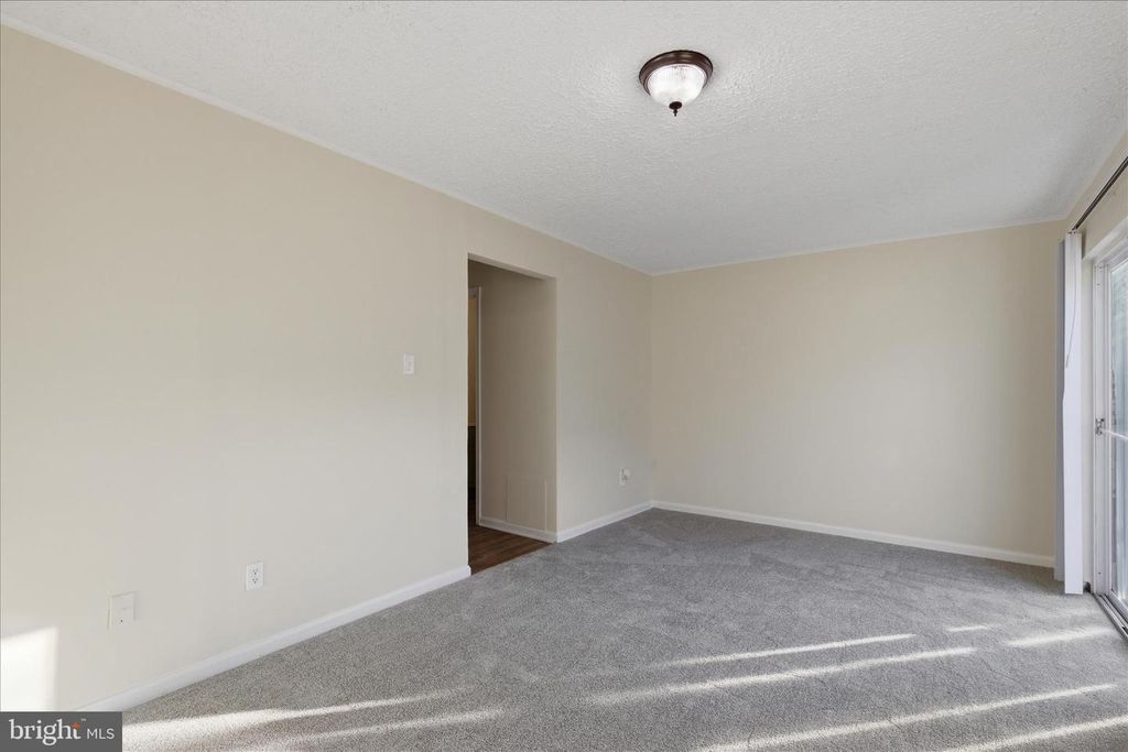 Image 28 of property listing at 14 OAKSIDE LN, Indian Head, MD 20640