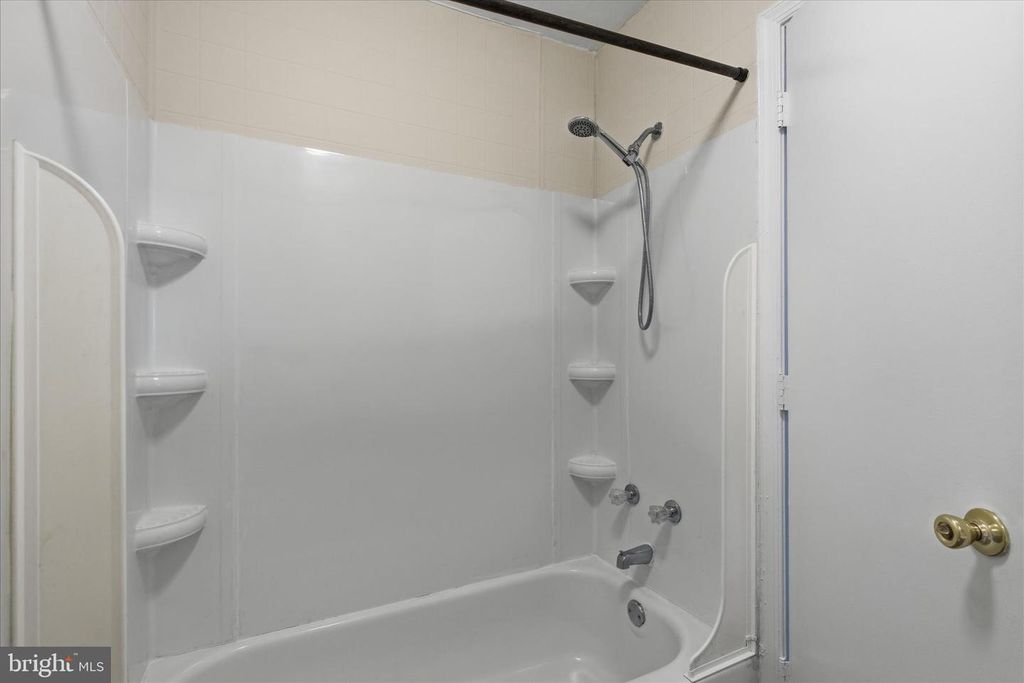 Image 35 of property listing at 14 OAKSIDE LN, Indian Head, MD 20640