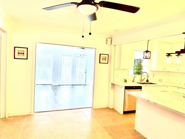4128 Bissonnet Street, Houston, TX 77005
