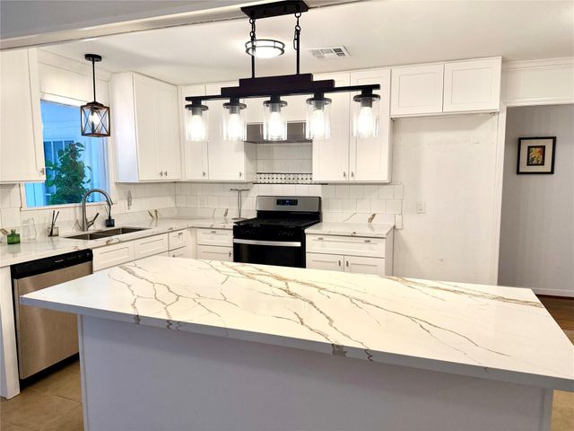 4128 Bissonnet Street, Houston, TX 77005
