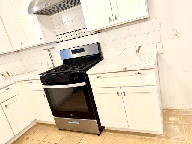 4128 Bissonnet Street, Houston, TX 77005