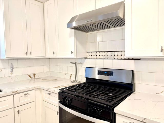 4128 Bissonnet Street, Houston, TX 77005
