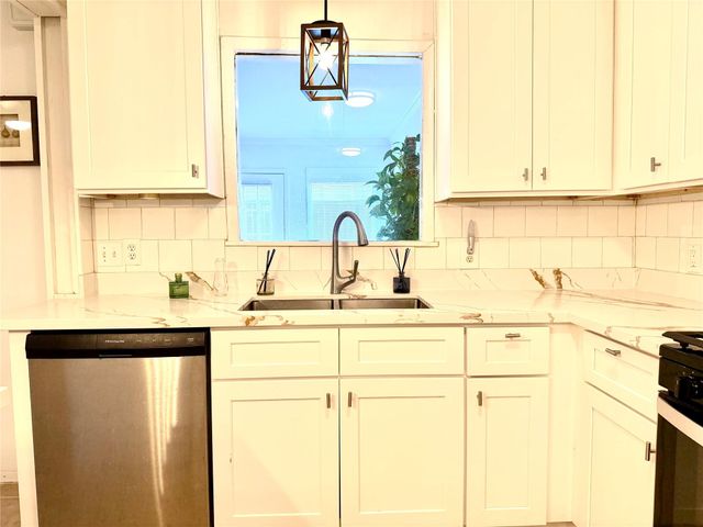 4128 Bissonnet Street, Houston, TX 77005