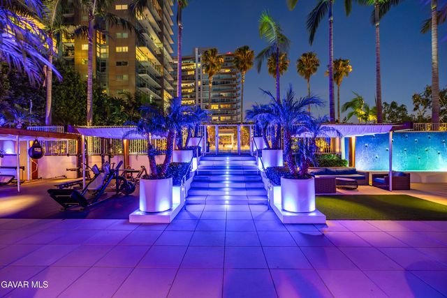 13700 Marina Pointe Drive Unit 816, Marina Del Rey, CA 90292