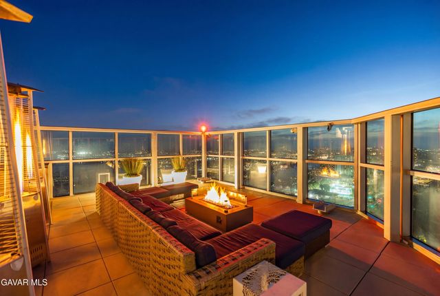 13700 Marina Pointe Drive Unit 816, Marina Del Rey, CA 90292