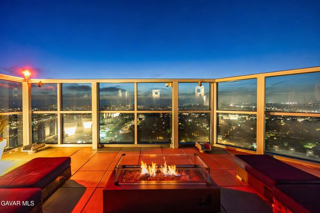 13700 Marina Pointe Drive Unit 816, Marina Del Rey, CA 90292