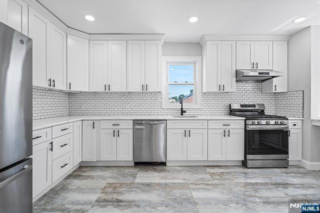475 Nelson Avenue, Cliffside Park, NJ 07010